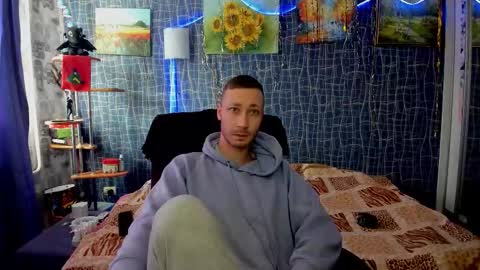 Snapshot of cuteboy228 chatting on 01-17-26, 07:46 cuteboy228 online show from 01-17-26, 07:46