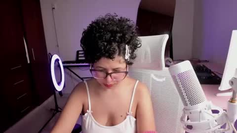 cutebunnybell online show from 06-30-26, 12:44