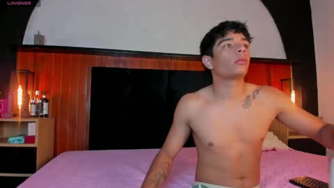 Snapshot of cutebutharder chatting on 10-04-25, 12:47 cutebutharder online show from 10-04-25, 12:47