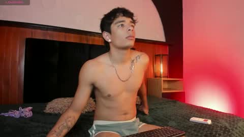 Snapshot of cutebutharder chatting on 10-12-25, 12:59 cutebutharder online show from 10-12-25, 12:59