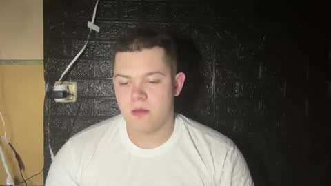 Snapshot of cutebutnaughty_ chatting on 02-14-26, 09:11 Alex online show from 02-14-26, 09:11