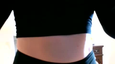 Snapshot of cutebutt_17 chatting on 03-08-25, 07:42 cutebutt_17 online show from 03-08-25, 07:42