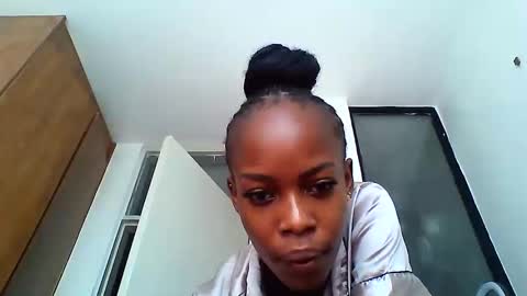 Snapshot of cutecherie chatting on 06-09-26, 09:54 cutecherie online show from 06-09-26, 09:54