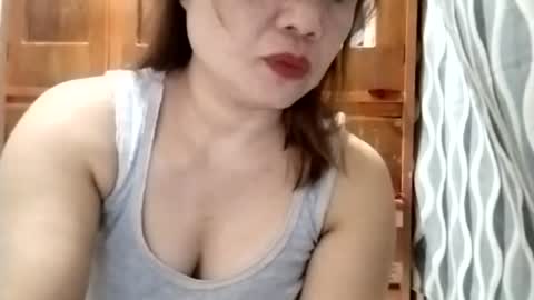 Snapshot of cutechey06 chatting on 07-11-26, 10:22 Sky online show from 07-11-26, 10:22
