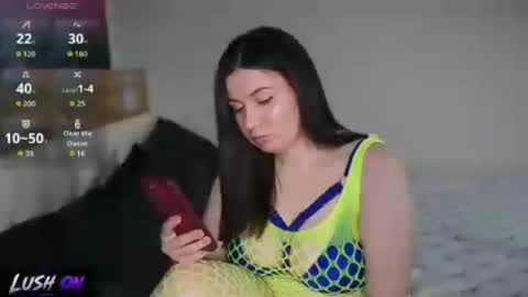 Snapshot of cutecouplereal chatting on 05-30-26, 03:20 Cute Couple Real online show from 05-30-26, 03:20