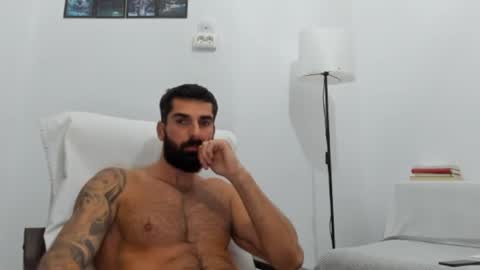 Snapshot of cuteeboy chatting on 10-04-25, 06:06 cuteeboy online show from 10-04-25, 06:06