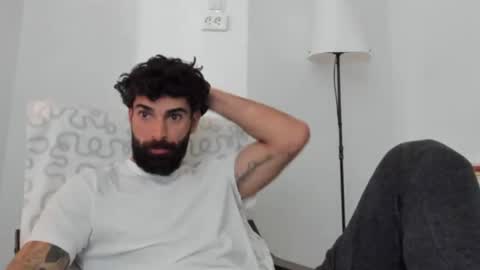 cuteeboy online show from 03-17-26, 12:19