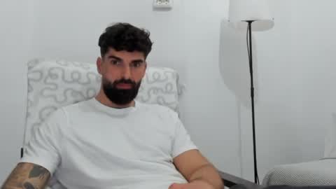 cuteeboy online show from 05-12-26, 08:39