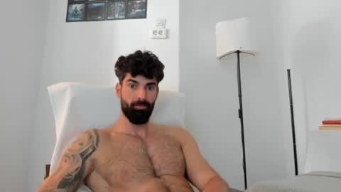 Snapshot of cuteeboy chatting on 06-19-26, 05:56 cuteeboy online show from 06-19-26, 05:56