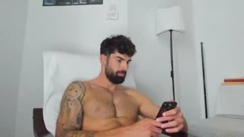 Snapshot of cuteeboy chatting on 07-06-26, 03:36 cuteeboy online show from 07-06-26, 03:36