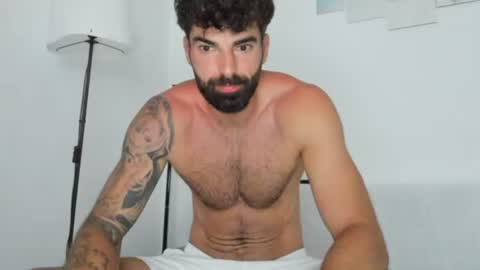 Snapshot of cuteeboy chatting on 07-13-26, 04:59 cuteeboy online show from 07-13-26, 04:59