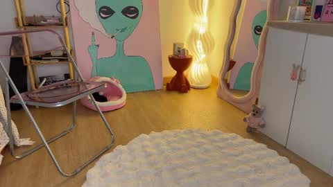 Elsa online show from 04-29-26, 03:10