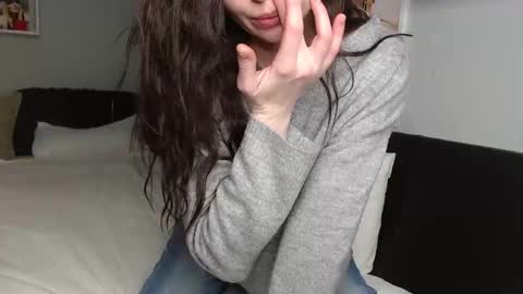 Anna online show from 12-19-24, 12:23