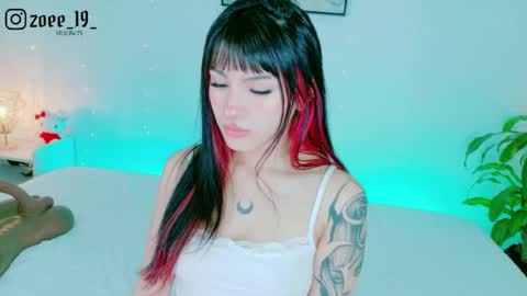 Zoe  online show from 04-15-26, 05:03