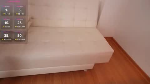 Mia online show from 12-03-24, 09:12