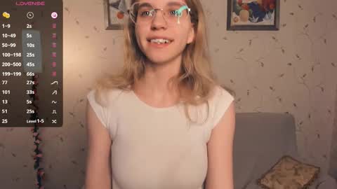 Melisa online show from 12-17-25, 08:37