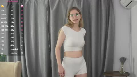 Melisa online show from 04-15-26, 07:54