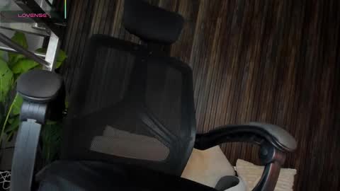 Snapshot of cutejazmin chatting on 01-10-26, 04:47 Im Jazmin online show from 01-10-26, 04:47