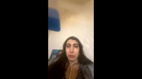 cutekattie online show from 10-08-25, 08:45