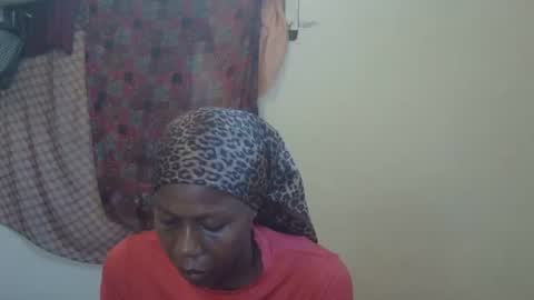 cutemir online show from 10-18-25, 04:37
