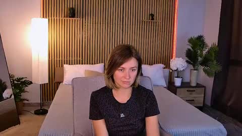 cutemirage online show from 06-04-26, 02:45