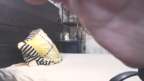 Snapshot of cutemoan chatting on 01-23-25, 10:22 Rita online show from 01-23-25, 10:22