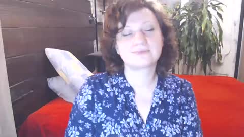 Snapshot of cutemoan chatting on 06-20-26, 09:28 Rita online show from 06-20-26, 09:28