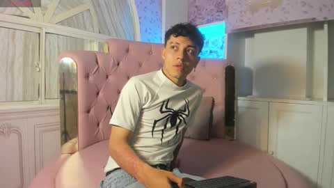 Snapshot of cutenaked_ chatting on 01-08-26, 11:23 cutenaked_ online show from 01-08-26, 11:23