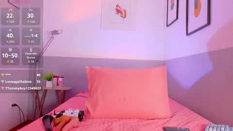 cutepetitee online show from 10-08-25, 08:17