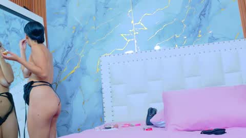 cutepetitee online show from 11-22-25, 07:13