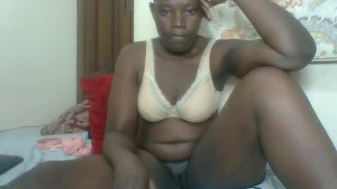 Snapshot of cutesexyblackass chatting on 02-08-25, 05:50 Nelly online show from 02-08-25, 05:50