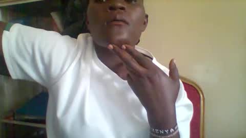 Snapshot of cutesexyblackass chatting on 03-27-26, 10:59 Nelly online show from 03-27-26, 10:59
