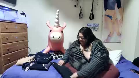 Cutetea online show from 01-24-25, 03:00