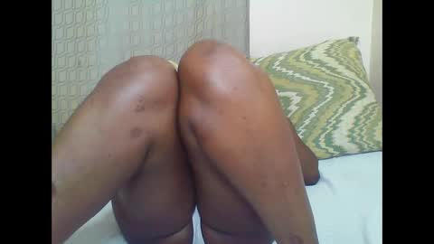 Snapshot of cutetinah chatting on 06-05-26, 10:37 TAMARA online show from 06-05-26, 10:37