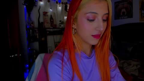 Snapshot of cuteweed420 chatting on 01-01-25, 06:05 cuteweed420 online show from 01-01-25, 06:05
