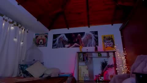 Snapshot of cuteweed420 chatting on 02-24-25, 07:33 cuteweed420 online show from 02-24-25, 07:33