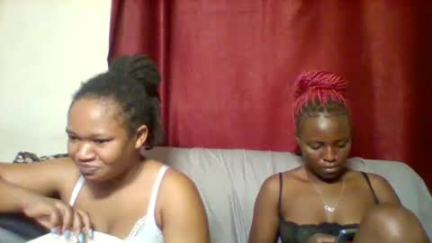 cutey_lunar online show from 02-12-25, 07:13