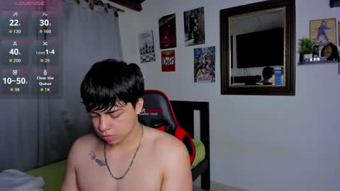 Snapshot of cuteznowyy chatting on 05-04-26, 12:06 Ask me online show from 05-04-26, 12:06