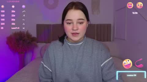 Snapshot of cutie__cutiee_ chatting on 02-02-26, 02:16 Nika online show from 02-02-26, 02:16