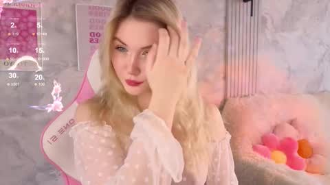 HelloMy name Eva online show from 02-21-26, 04:24