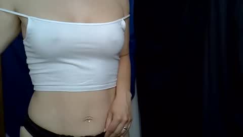 cutie_bee online show from 05-29-26, 06:44