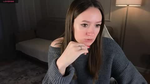 Snapshot of cutie_naughty_girl chatting on 05-24-26, 07:13 Kate online show from 05-24-26, 07:13