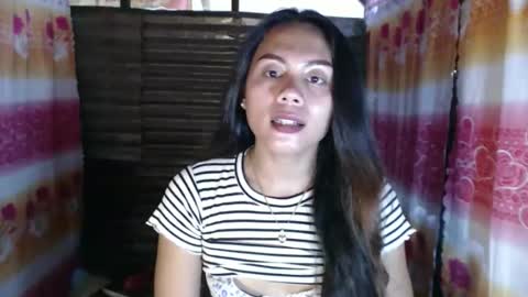 Snapshot of cutie_rona chatting on 12-05-25, 06:22 cutie_rona online show from 12-05-25, 06:22