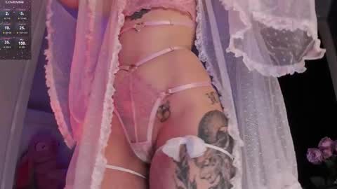 Snapshot of cutie_sensei chatting on 12-16-25, 03:55 Kira online show from 12-16-25, 03:55