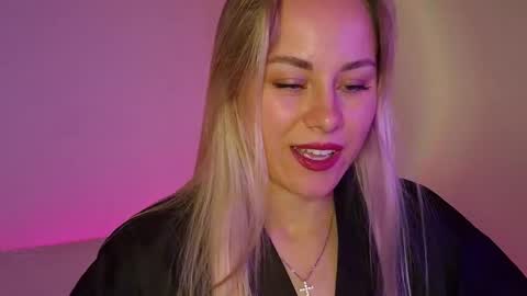 Snapshot of cutie_xoxo_ chatting on 06-04-26, 10:54 cutie_xoxo_ online show from 06-04-26, 10:54