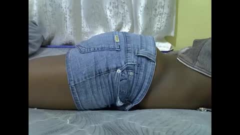 Snapshot of cutiehanish4 chatting on 12-20-25, 05:25 cutiehanish4 online show from 12-20-25, 05:25