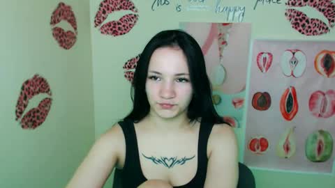 Emma online show from 03-18-26, 01:36