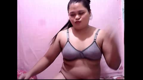 CutieMylesxx online show from 11-28-25, 12:08