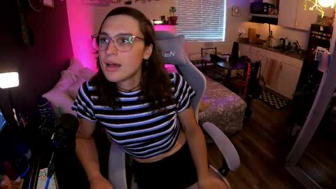 cutiepiescarlett online show from 05-18-26, 12:29