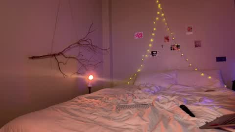 Snapshot of cutiiepie69 chatting on 05-19-26, 01:28 squirt queen Jasmine next stream 1 may online show from 05-19-26, 01:28